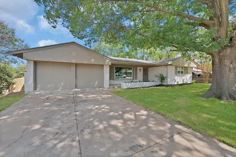 5517 Wonder Dr, Fort Worth, TX 76133