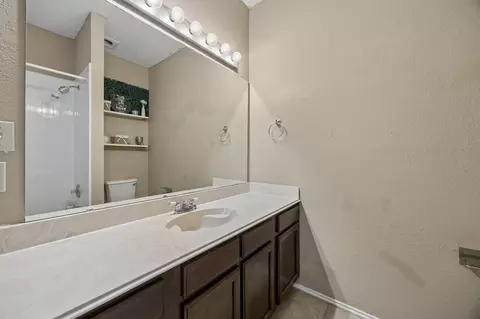 Bath - 2906 Northrope St, Euless, TX 76039 photo 1 of 4