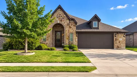 536 Graceful Pl, Lavon, TX 75166