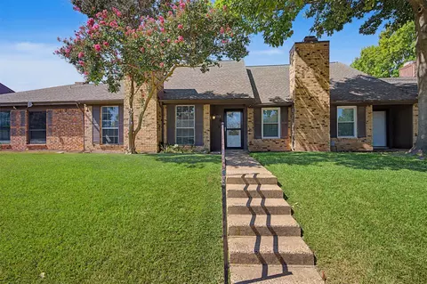 5013 Buttonwood Ln, Garland, TX 75043