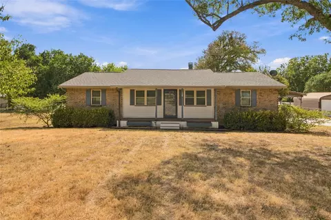 114 Bells Chapel Rd, Waxahachie, TX 75165