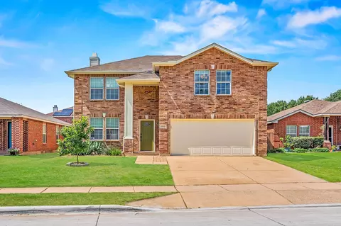 1725 Trego Dr, Justin, TX 76247
