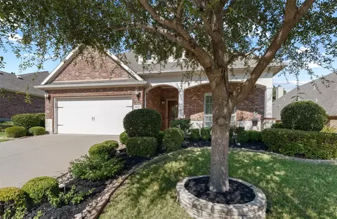 5837 Tuleys Creek Dr, Fort Worth, TX 76137