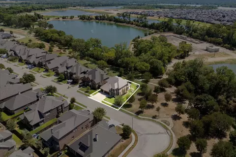 9300 Wood Duck Dr, Fort Worth, TX 76118