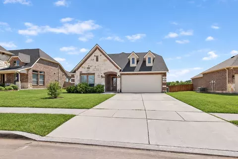 540 Winnetka Dr, Oak Point, TX 75068