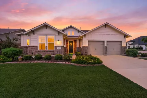 2900 Peekaboo Ln, Northlake, TX 76247
