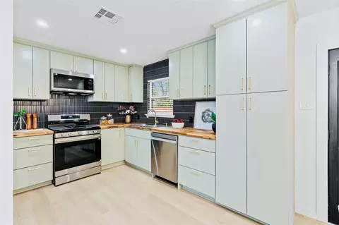 Kitchen - 504 N Main St, Mcgregor, TX 76657 photo 1 of 4