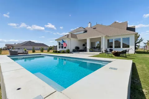 1818 Turtle Creek Ln, Gunter, TX 75058