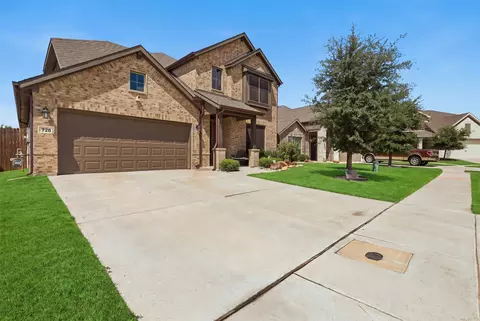 728 Ruellia St, Weatherford, TX 76086