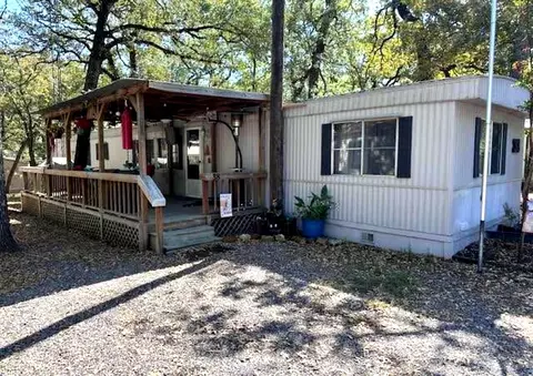 512 Mill Creek Resort Rd #38, Pottsboro, TX 75076