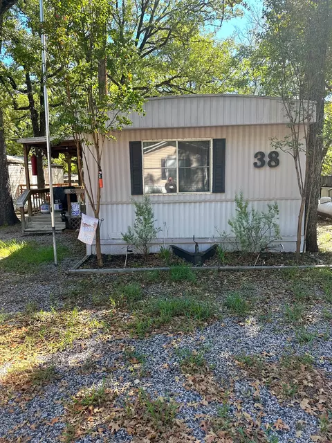 512 Mill Creek Resort Rd #38, Pottsboro, TX 75076