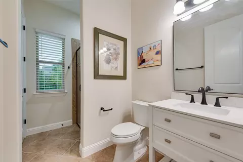 Bath - 409 Rawhide Path, Keller, TX 76248 photo 4 of 4