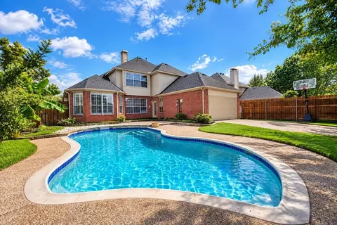 1524 Santa Fe Trl, Carrollton, TX 75007