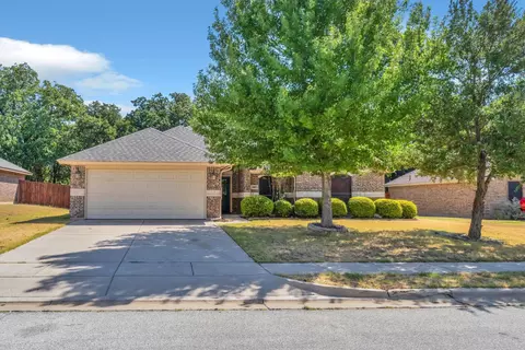 2005 Lindentree Dr, Weatherford, TX 76086