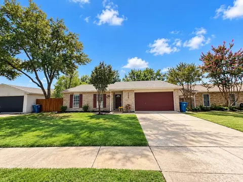 5308 Gates St, The Colony, TX 75056