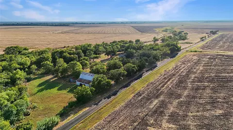 917 Goodwyn Rd, Italy, TX 76651