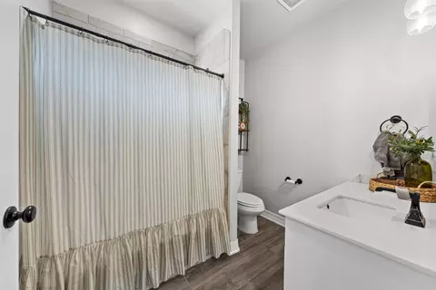 Bath - 129 Dana Point Dr, Lorena, TX 76655 photo 2 of 3
