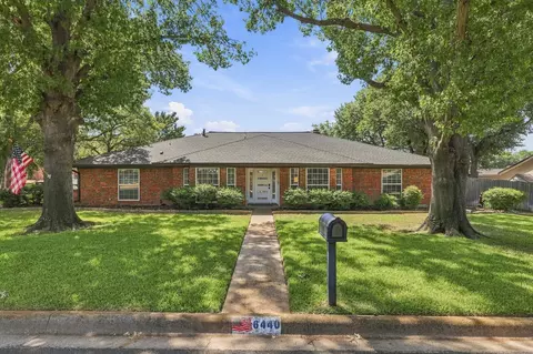 6440 Devonshire Dr, North Richland Hills, TX 76180