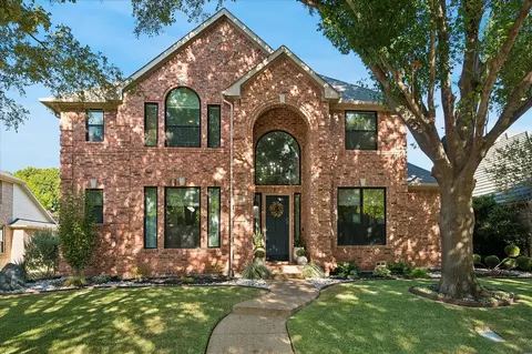 7525 Cedar Elm Dr, Irving, TX 75063