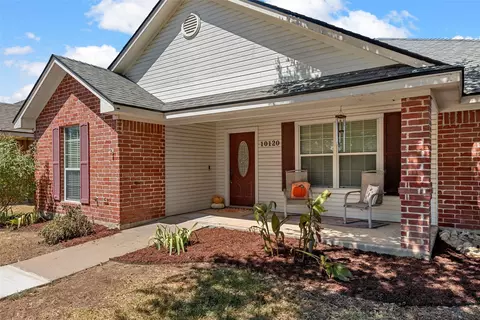 Exterior - 10120 Colony Dr, Waco, TX 76708 photo 2 of 9