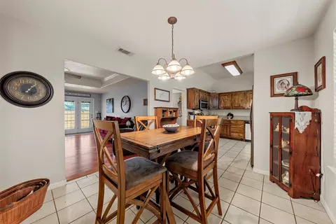 Dining - 10120 Colony Dr, Waco, TX 76708 photo 2 of 2