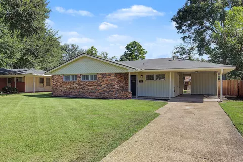 831 E River Rd, Shreveport, LA 71105