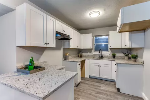 2801 Wren Ave, Fort Worth, TX 76133