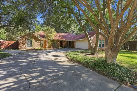 1309 Oxford Ln, Denton, TX 76209