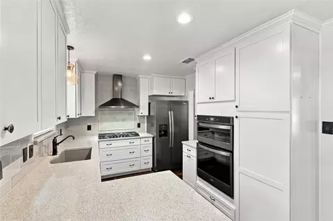 1309 Oxford Ln, Denton, TX 76209