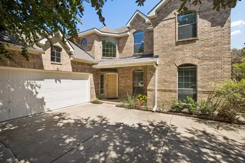 608 Saddlehorn Dr, Mckinney, TX 75071