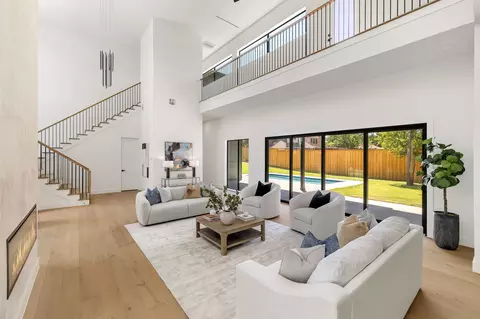 Living - 508 Summit Cir, Heath, TX 75032 photo 6 of 6