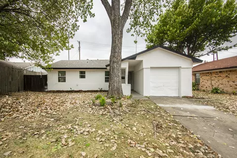 1113 Trellis Dr, Garland, TX 75040