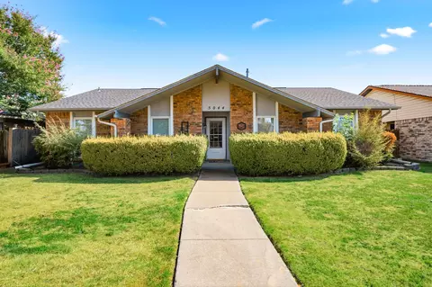 5044 Stanley Dr, The Colony, TX 75056