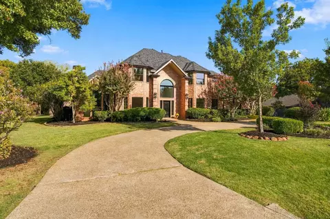 303 Highland Ct, Double Oak, TX 75077