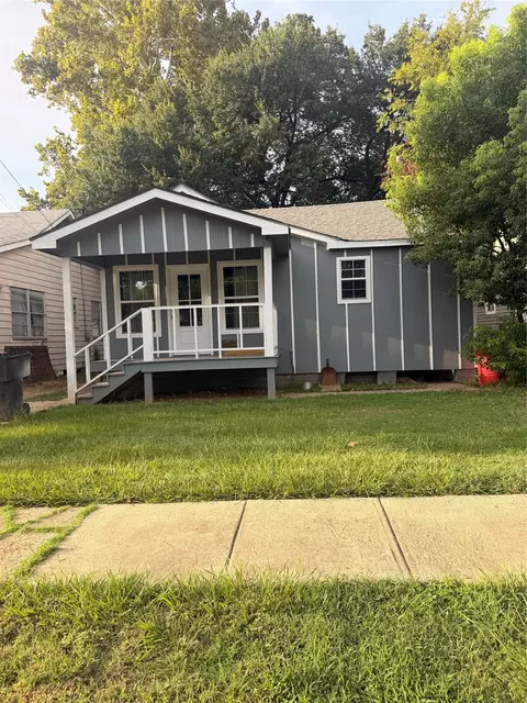 421 Edwards St, Bossier City, LA 71111