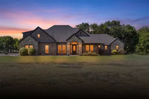 505 Boz Rd, Waxahachie, TX 75167