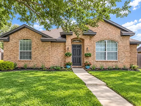 4502 Highlands Dr, Mckinney, TX 75070