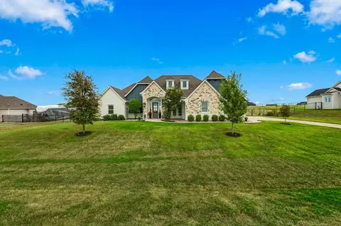 468 Red Bird Dr, Springtown, TX 76082