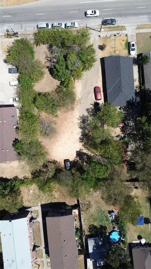 1419 S Barry Ave, Dallas, TX 75223