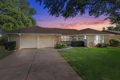 1503 Teresa Pl, Bossier City, LA 71112