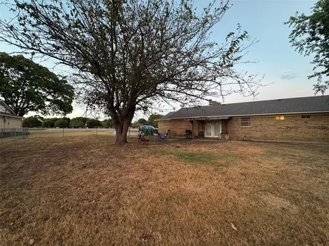 Exterior - 721 Mackey Ranch Rd, Eddy, TX 76524 photo 8 of 11