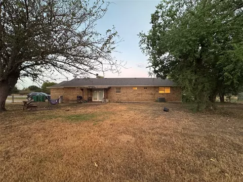 Exterior - 721 Mackey Ranch Rd, Eddy, TX 76524 photo 7 of 11