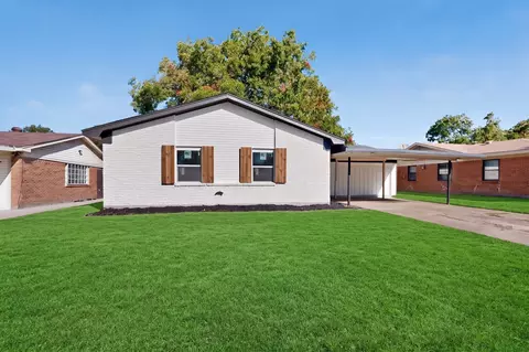 3241 Santiago Dr, Mesquite, TX 75150