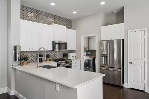 1117 King George Ln, Savannah, TX 76227