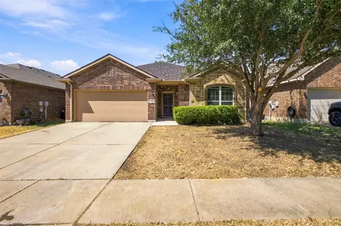 11808 Anna Grace Dr, Burleson, TX 76028