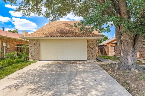2605 Centaurus Dr, Garland, TX 75044