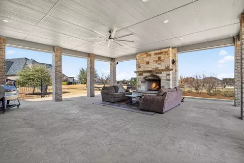 Exterior - 301 Rustic View Ln, Aledo, TX 76008 photo 1 of 8