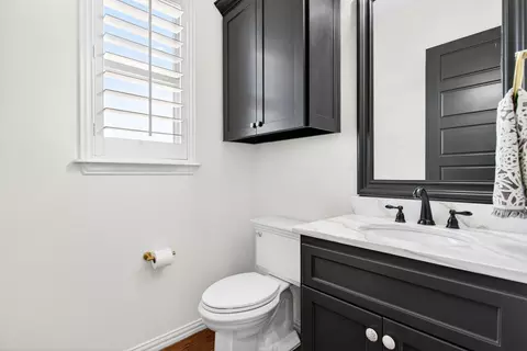 Bath - 301 Rustic View Ln, Aledo, TX 76008 photo 1 of 5