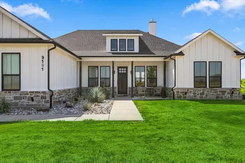 9161 Old Stoney Rd, Ponder, TX 76259