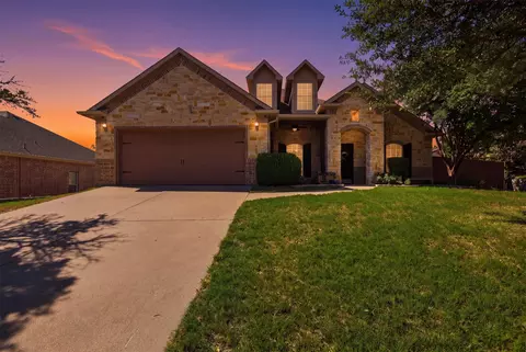 713 Saddle Ridge Trl, Weatherford, TX 76087